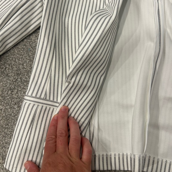 Small Amanda & Chelsea Blazer from Nordstrom Rack - Tags On - Picture 2 of 6